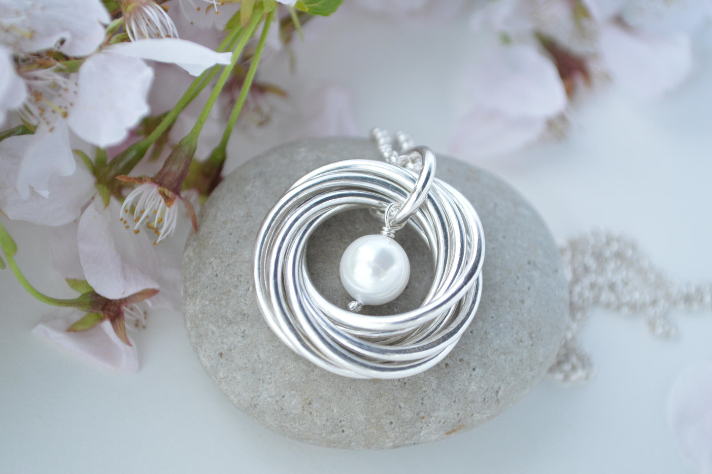 Collar de regalo de 90 cumpleaños para mamá y abuela, collar de 9 anillos, regalo de 9.º aniversario para ella, joyería con piedra de nacimiento de junio, familia de nueve