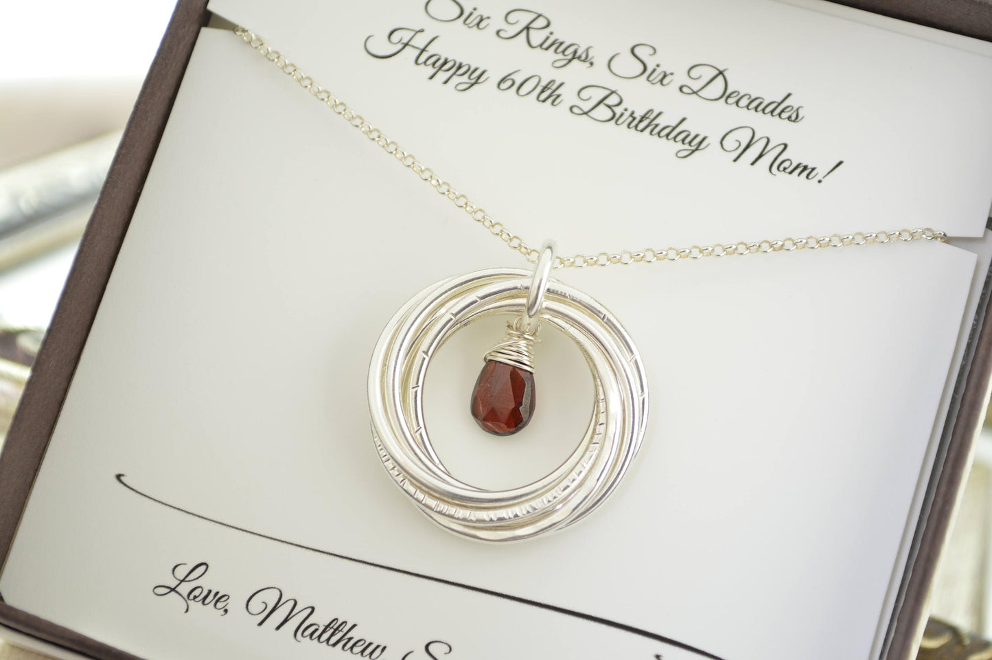 Regalo de 60 cumpleaños para mujeres, collar de 6 anillos, regalo de 6.º aniversario para ella, joyería con piedra natal de enero, collar de granate, 60.º aniversario para mamá