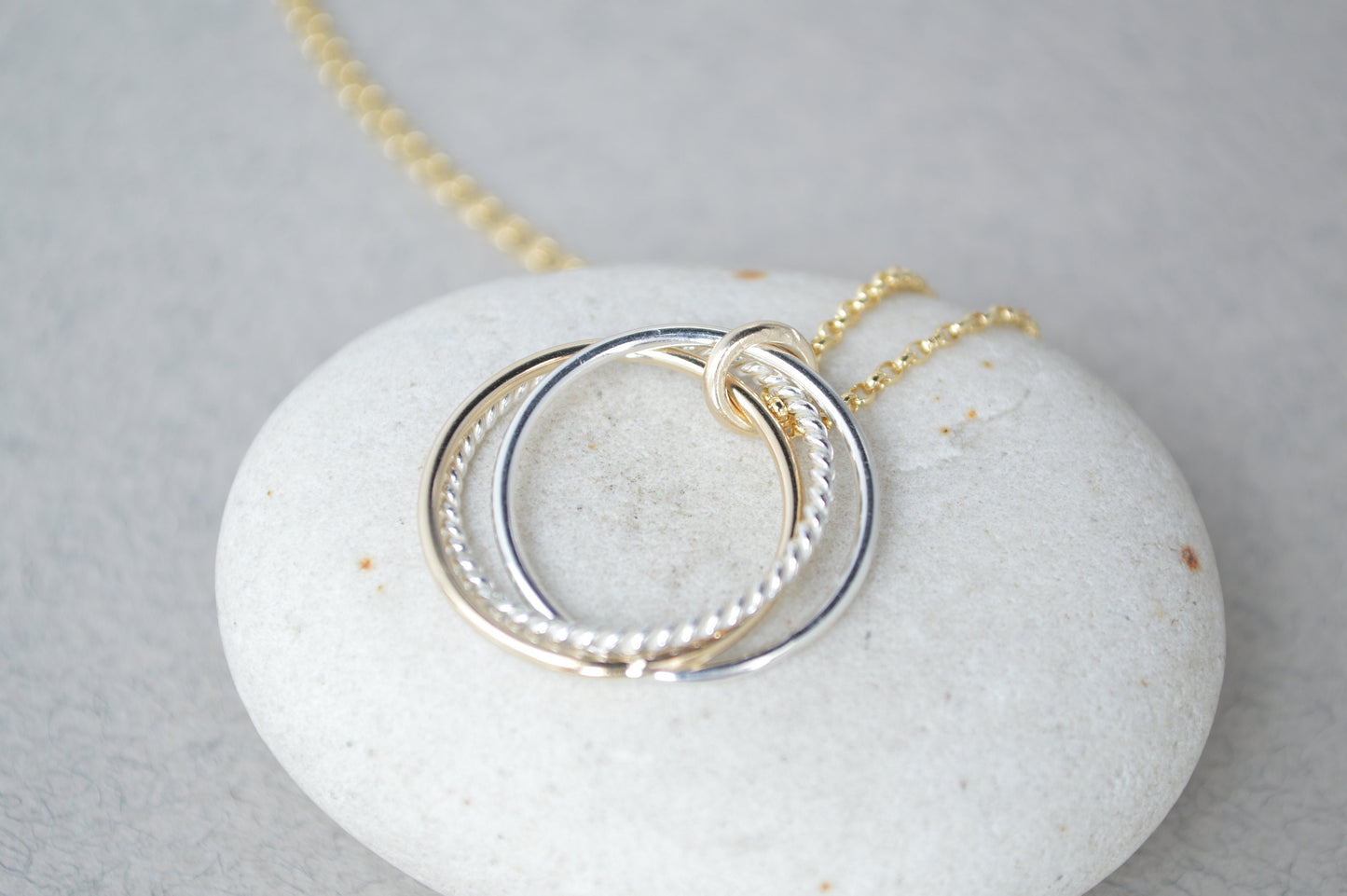 30th Birthday jewelry for daughter, 3 Decades necklace, 30th Birthday necklace, 30th Birthday gifts for her, 3 Rings for 3 decades necklace