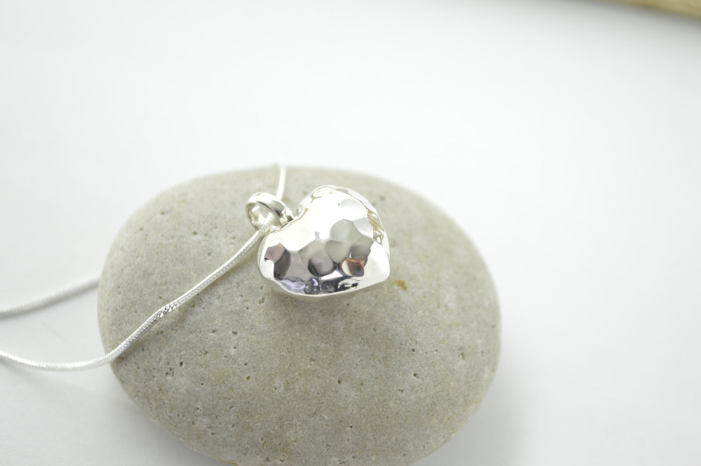 Regalos de Navidad para mujeres, regalo de Navidad para mamá, collar de corazón de plata, regalos para mujeres, regalo de Navidad para esposa