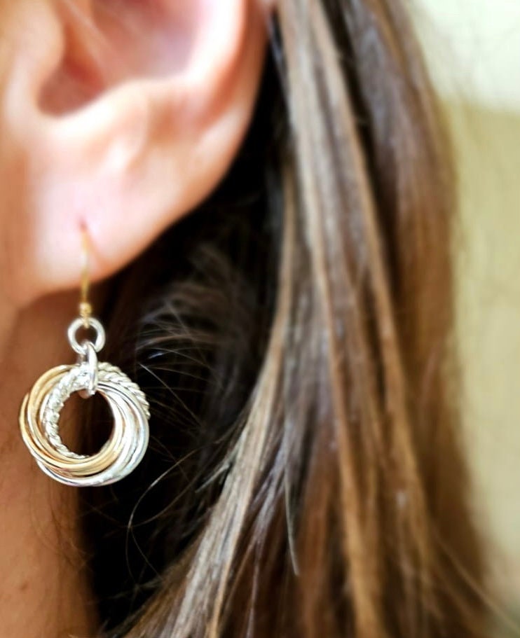 Regalo de 60 cumpleaños para mujeres, pendientes de 6 anillos, pendientes de metal mixto, regalo de 6.º aniversario, joyas de 60.º cumpleaños para mamá, regalo de 6 décadas