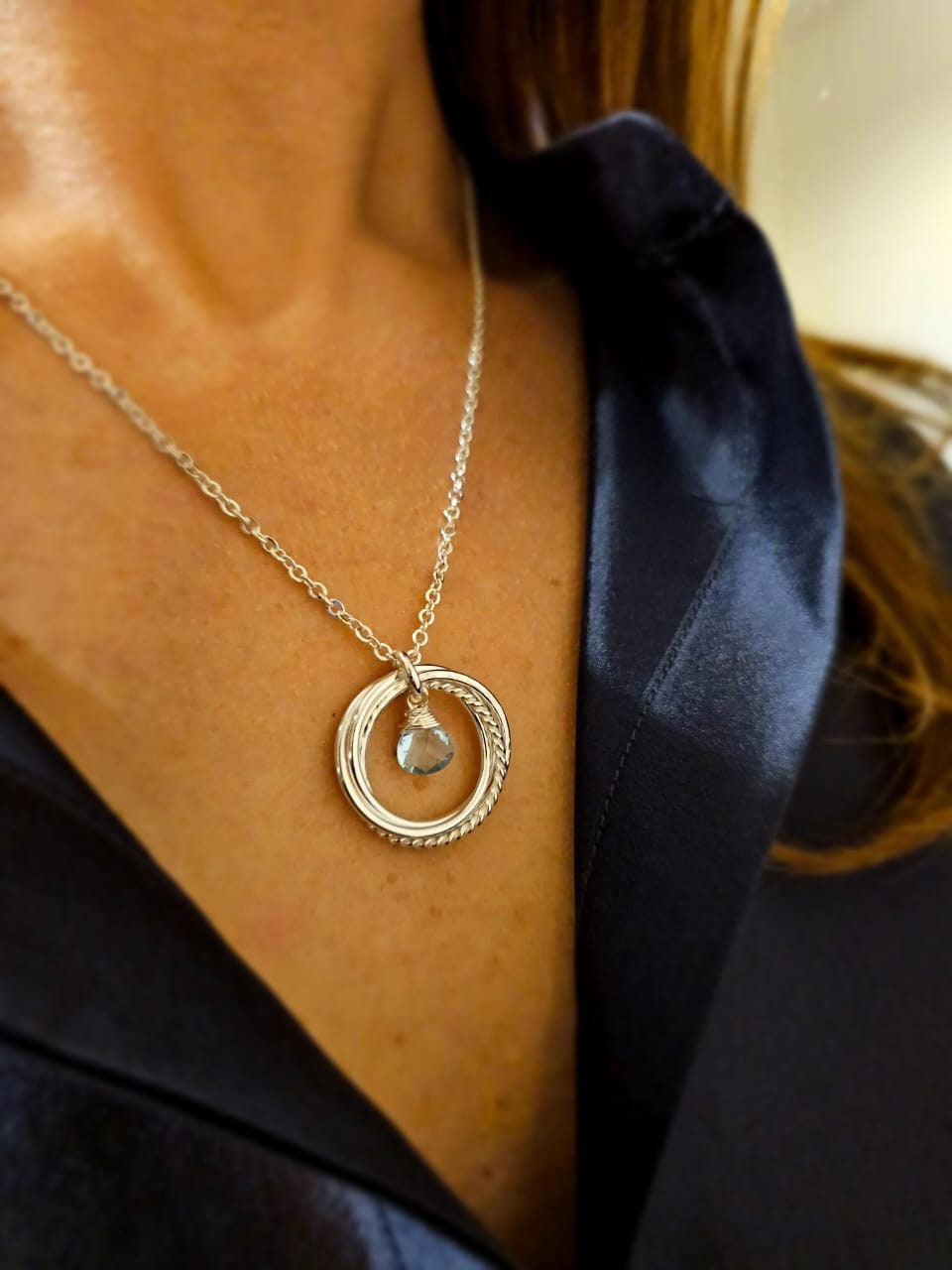 Regalo de 50 cumpleaños para mamá, collar de 5 anillos entrelazados, collar de piedra natal de amatista, joyería con piedras preciosas de febrero, regalo para 5 mejores amigos