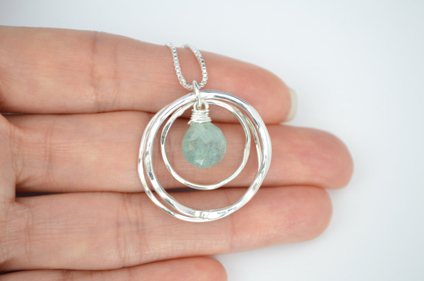 Regalo de cumpleaños número 30 para ella, collar de aguamarina, collar con piedra de nacimiento de marzo, joyas de cumpleaños número 30, regalos de cumpleaños, 3 anillos por 3 décadas