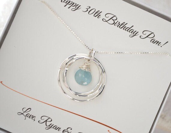 Regalo de cumpleaños número 30 para ella, collar de aguamarina, collar con piedra de nacimiento de marzo, joyas de cumpleaños número 30, regalos de cumpleaños, 3 anillos por 3 décadas