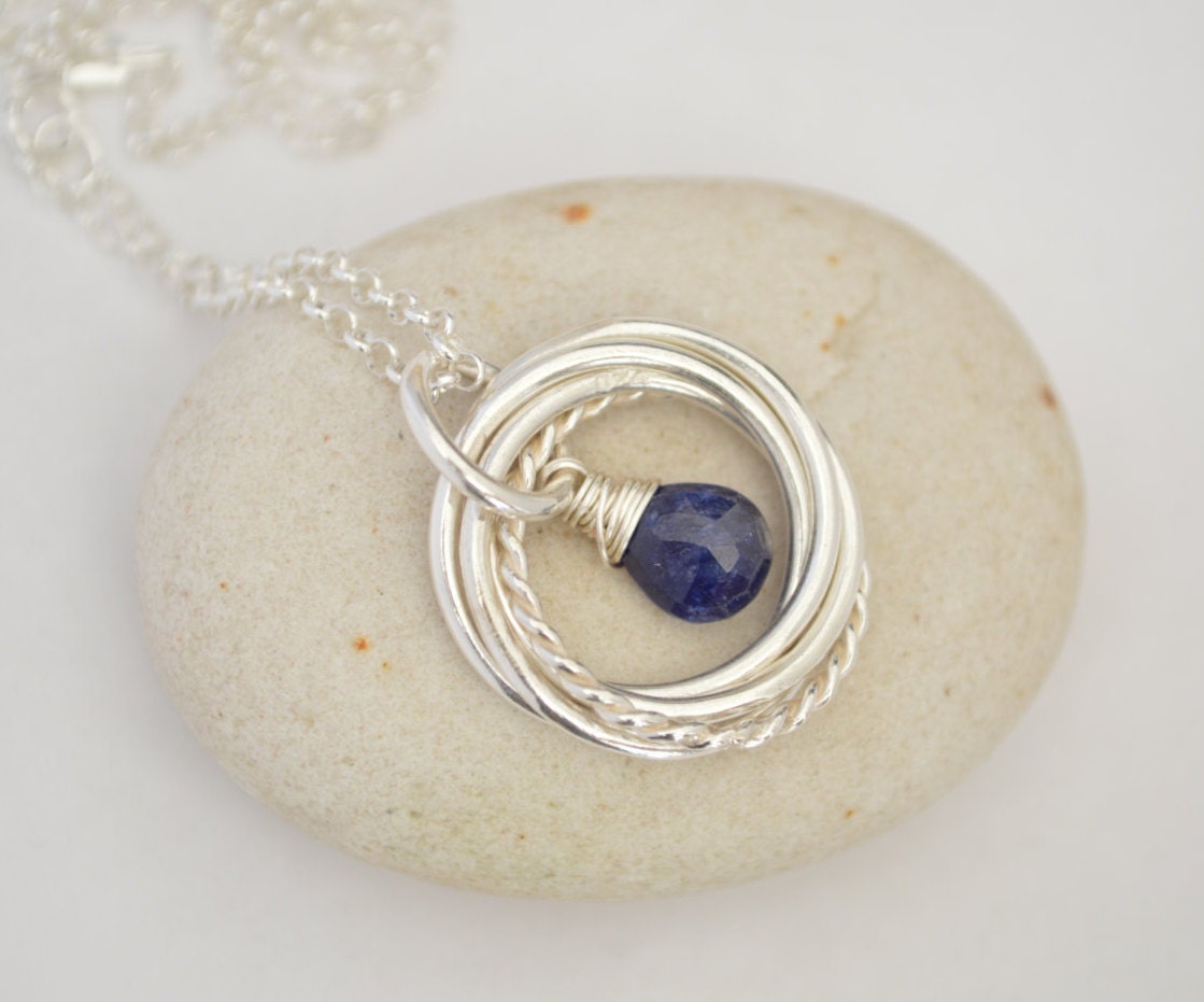 September birthstone jewelry, Blue sapphire necklace, 5 Interlocking rings necklace,Gift for wife,50th Birthday gift for mom,5 best friends