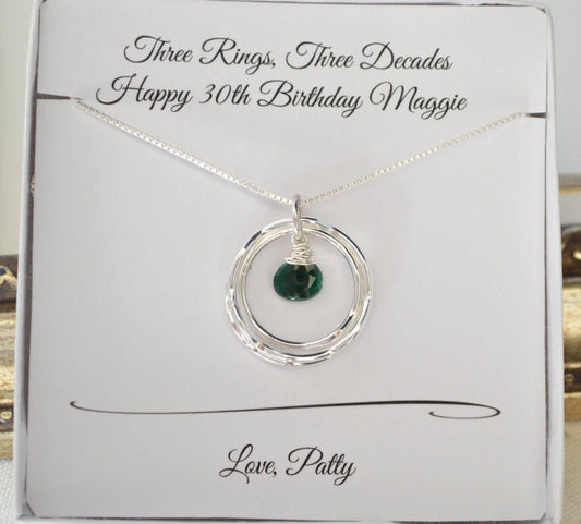 May birthstone necklace, 30th birthday gift for daughter, Emerald birthstone necklace, 3rd Anniversary gift, 3 Rings necklace,3 Sisters gift