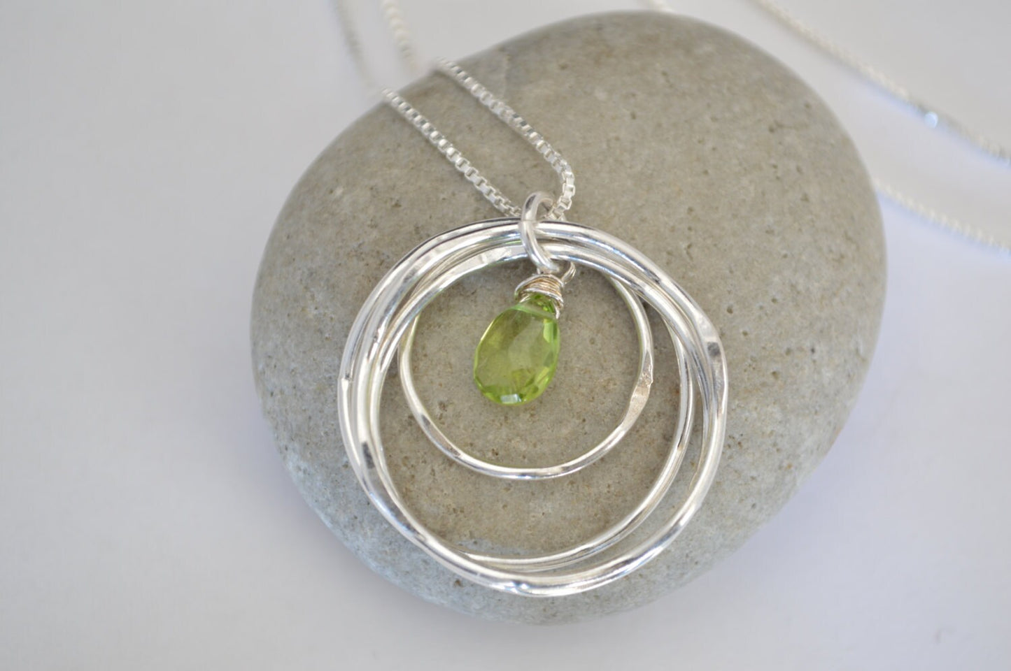 40th Birthday gift for sister, 40th Birthday gift for women, Sisters necklace, 4th Anniversary gift, Peridot necklace,August birthstone neck